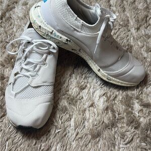 Women’s Asics White Athletic Shoes size 11
